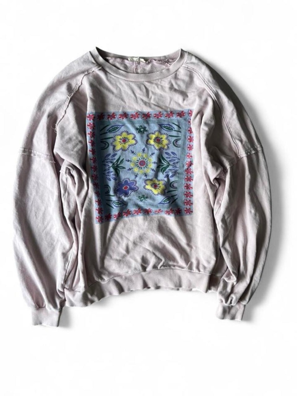easel Pale Pink Crew Pullover
